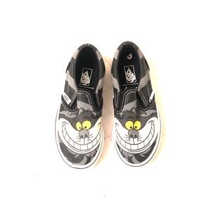 Alice in Wonderland Vans